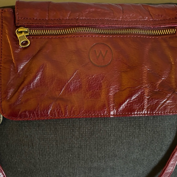Wanderer Crossbody purse - Picture 2 of 2